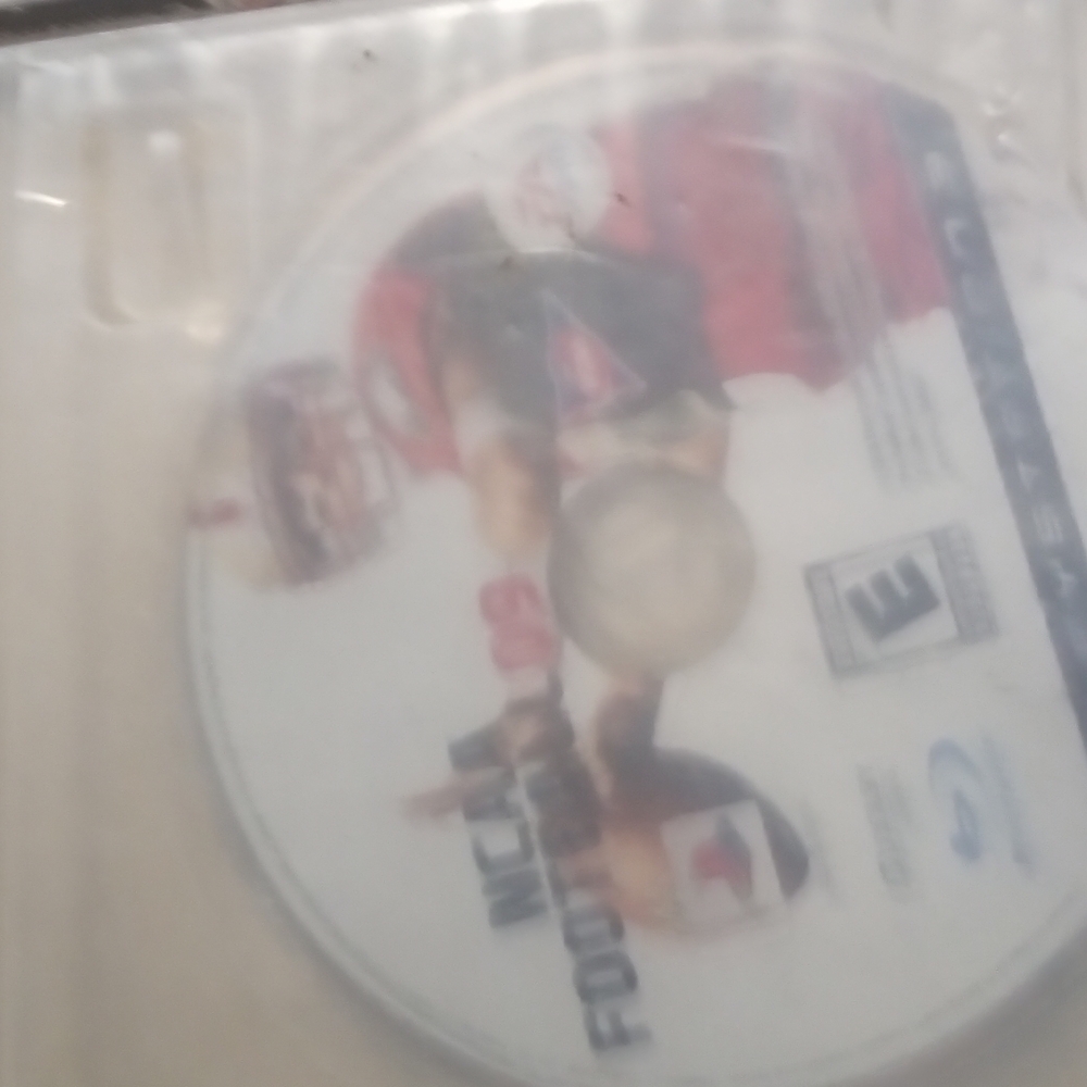 NCAA Football 09 Video Game - Red Cover